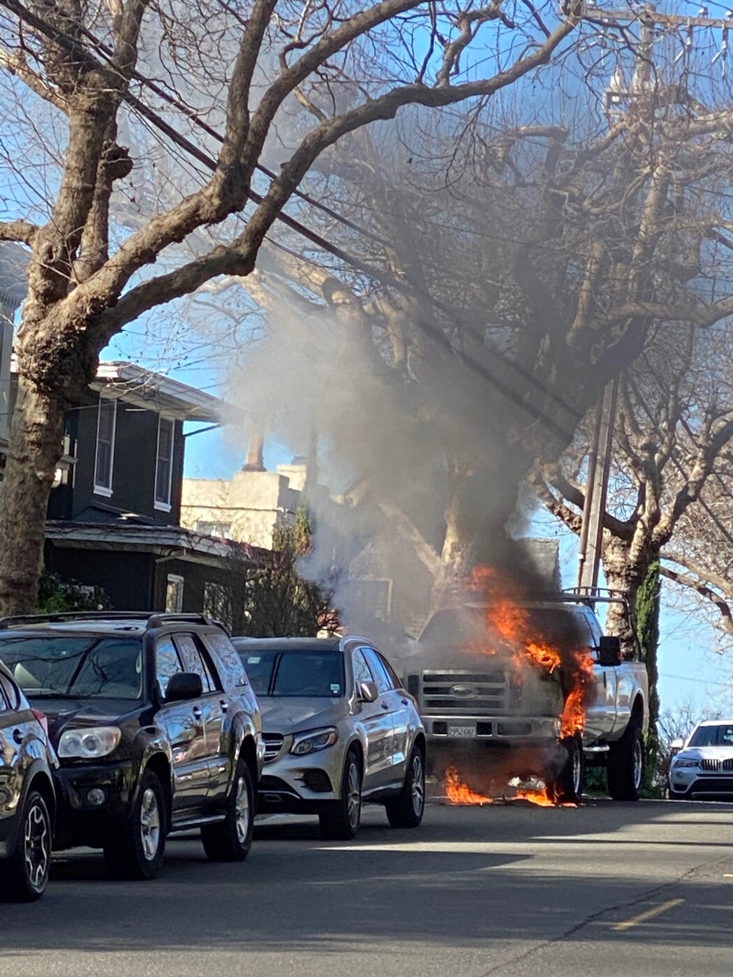 Flames engulf truck on Oakland Avenue Piedmont Exedra