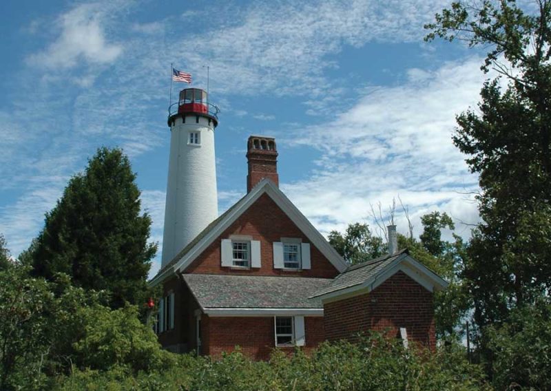 Restoring The Great Lakes Lighthouses Presque Isle Electric & Gas CoOp