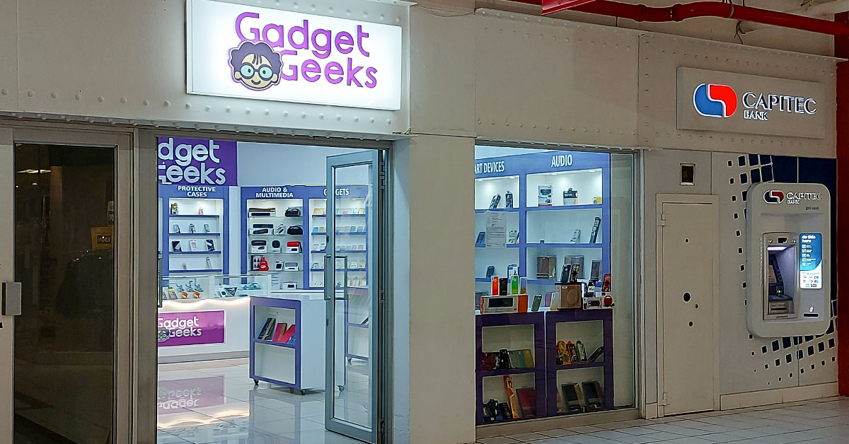 GadgetGeeksPier14 Pier 14 Shopping Centre