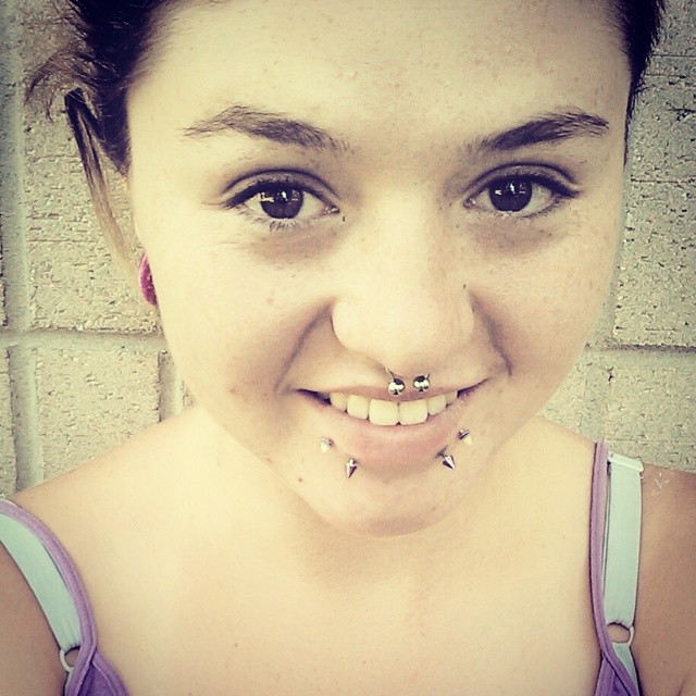 Shark Bites Piercing [26 Ideas] Pain Level, Healing Time, Cost
