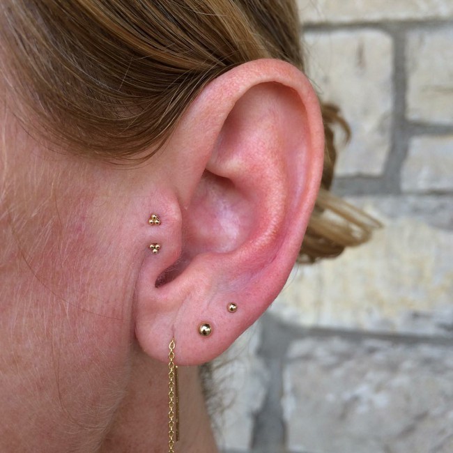 Tragus Piercing [20+ Ideas] Pain Level, Healing, Cost, Experience