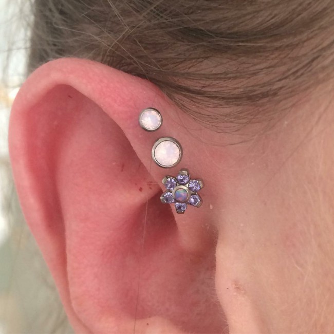 Triple Forward Helix Piercing [50 Ideas] Pain Level, Healing Time