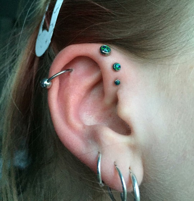 Triple Forward Helix Piercing [50 Ideas] Pain Level, Healing Time