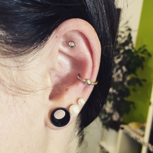orbital cartilage piercing