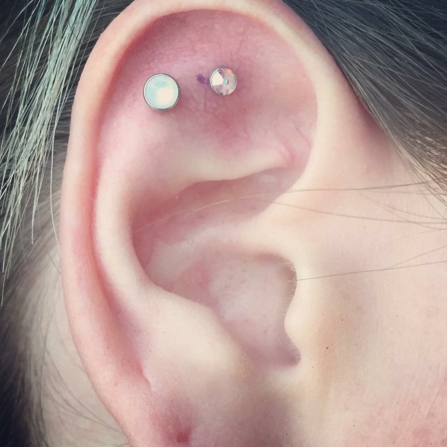 Double Cartilage Piercing [50 Ideas] Pain Level, Healing Time, Cost