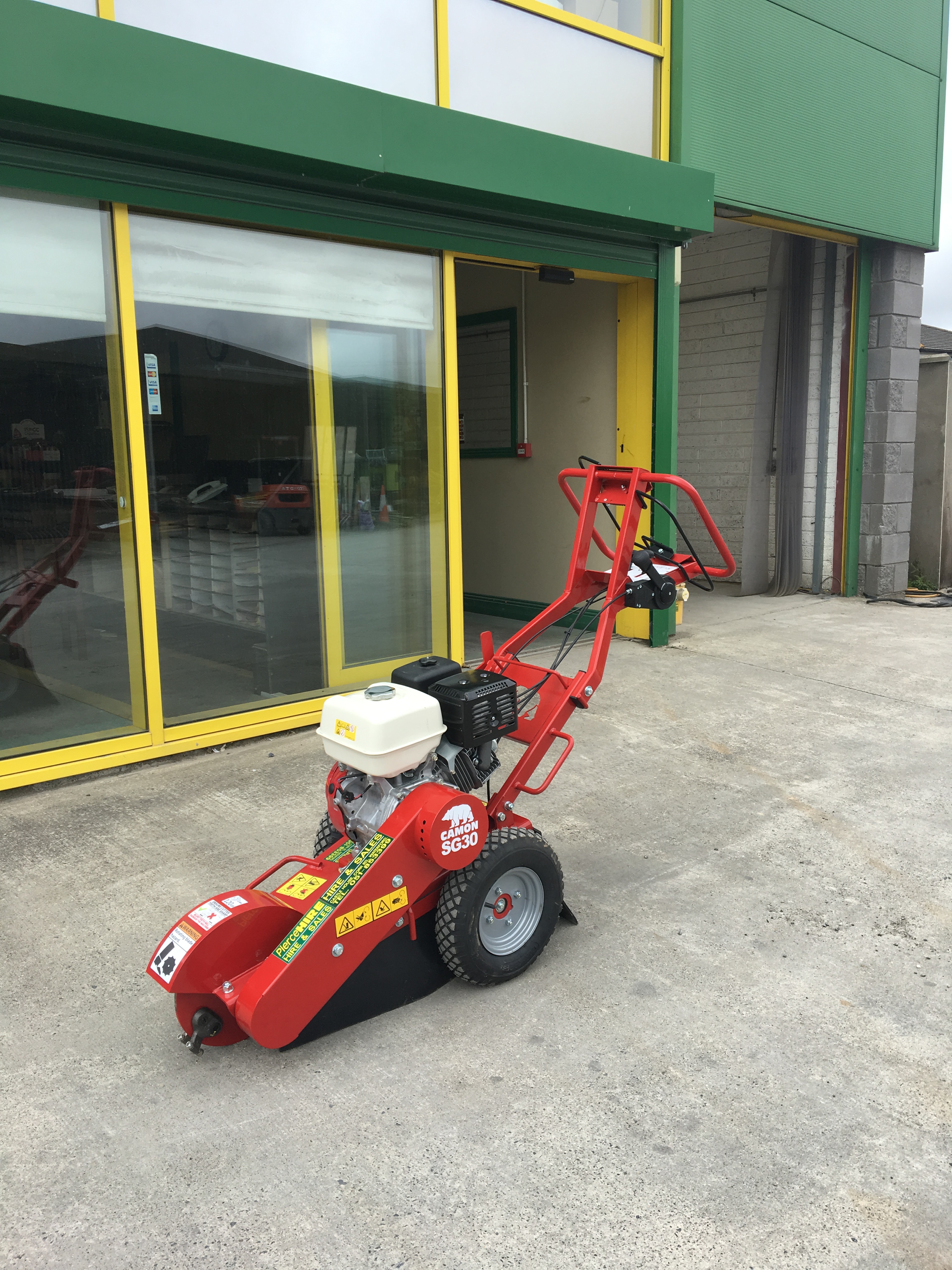 Camon SG30 Tree Stump Grinder Pierce Hire