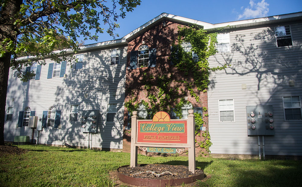 College View Apartments, Fayetteville, AR Pierce Properties