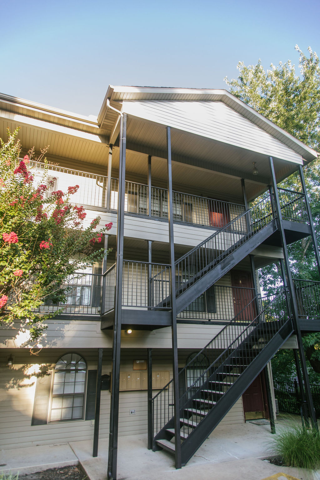 College Pointe Apartments, Fayetteville, AR Pierce Properties