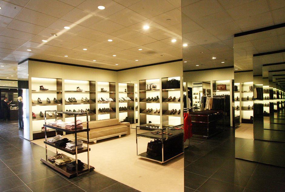 Prada Outlet Cabazon, CA Pierluigi Bonvicini