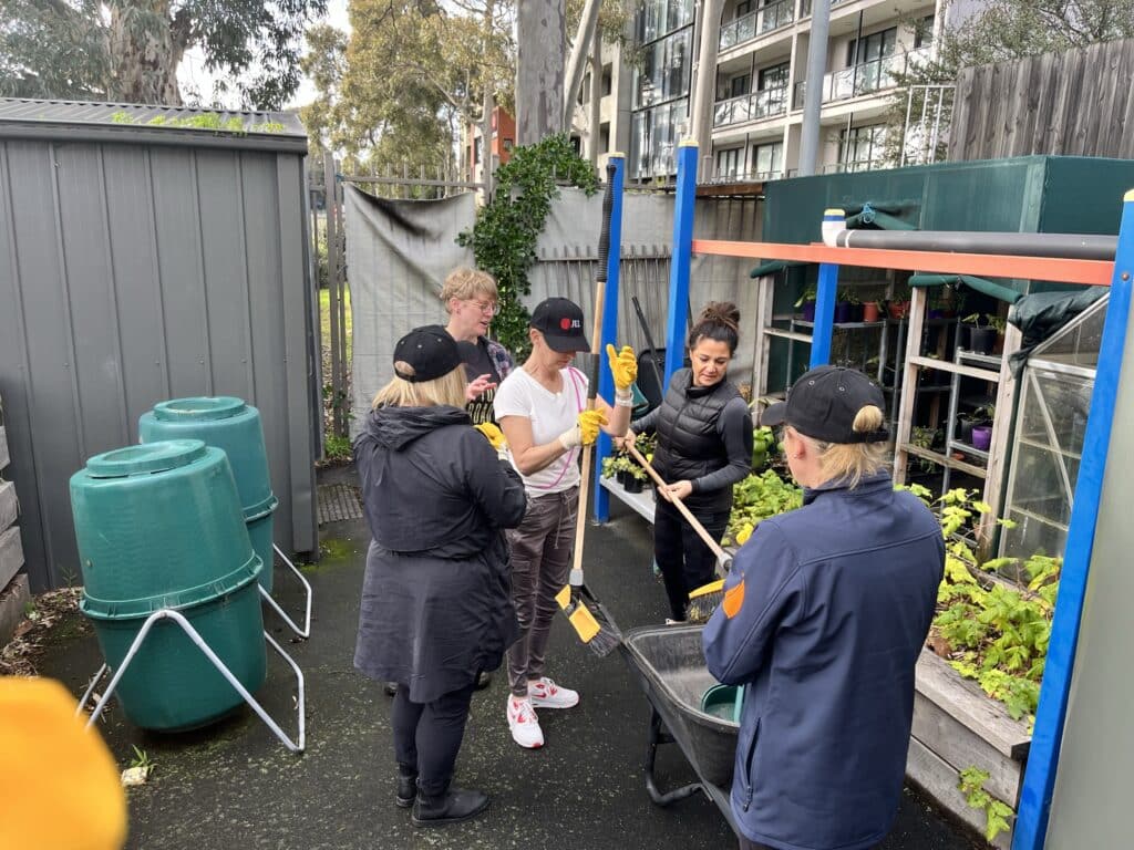 Pitching in for Upton Rd Youth Refuge Property Industry Foundation