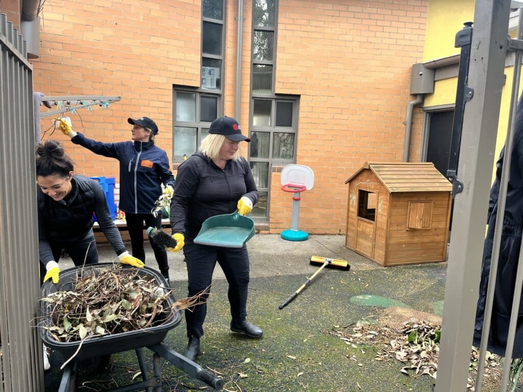 Pitching in for Upton Rd Youth Refuge Property Industry Foundation