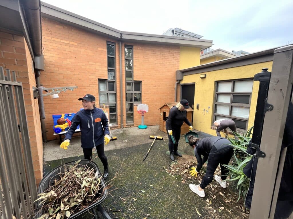 Pitching in for Upton Rd Youth Refuge Property Industry Foundation