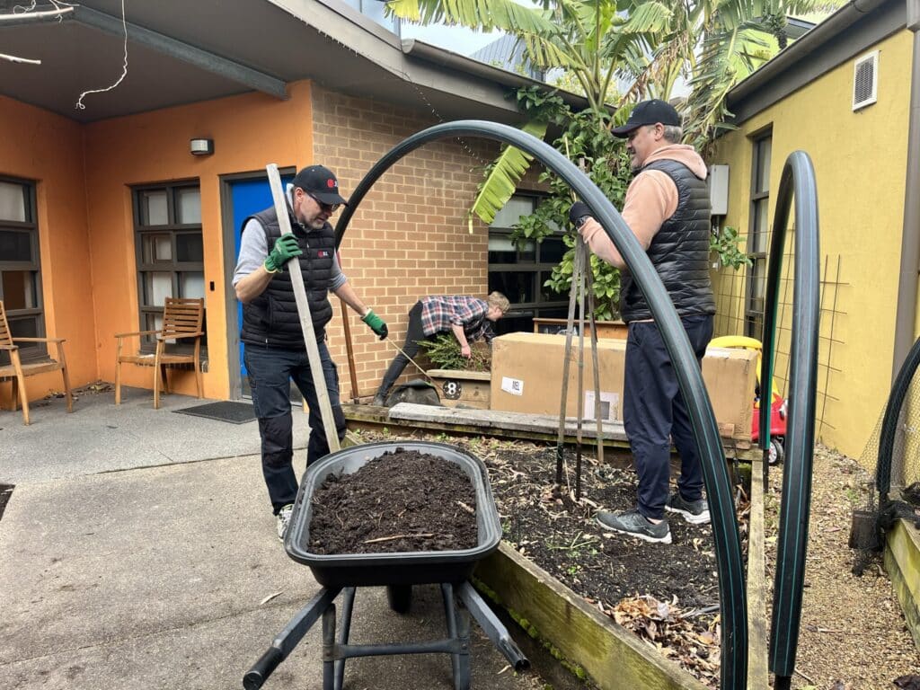 Pitching in for Upton Rd Youth Refuge Property Industry Foundation