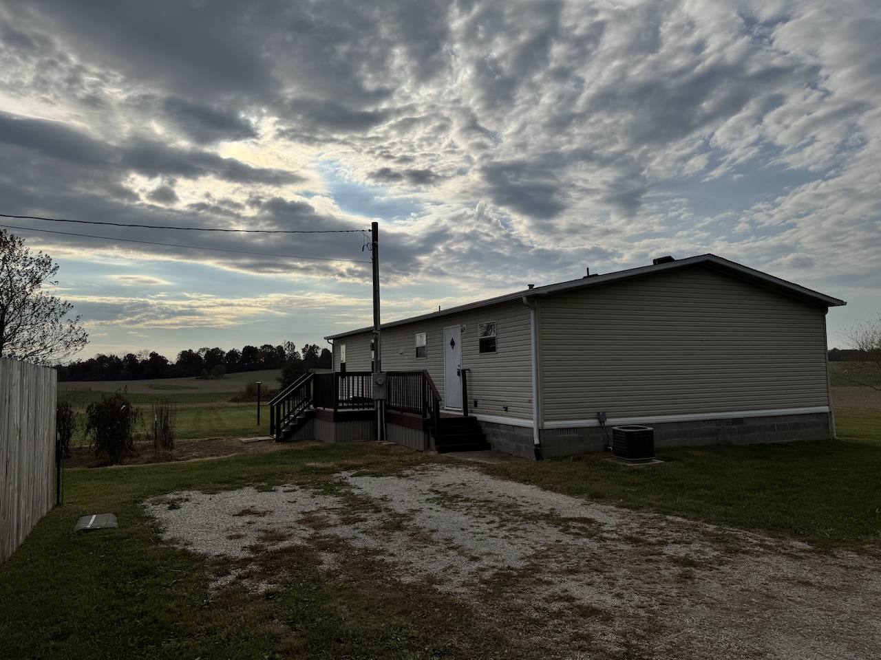 1015 Molly Brown Rd Brandenburg, KY 40108 Pike and Tucker