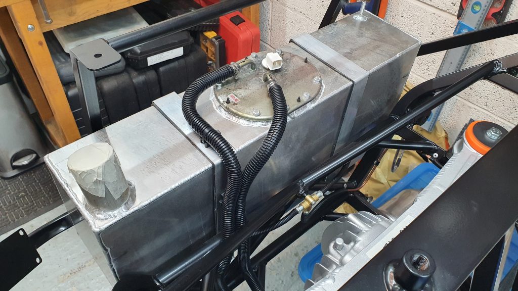 MK Indy RX5 Fuel Tank Install