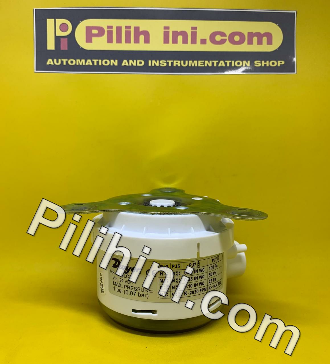 Dwyer MS121LCD Magnesense Differential Pressure Transmitter