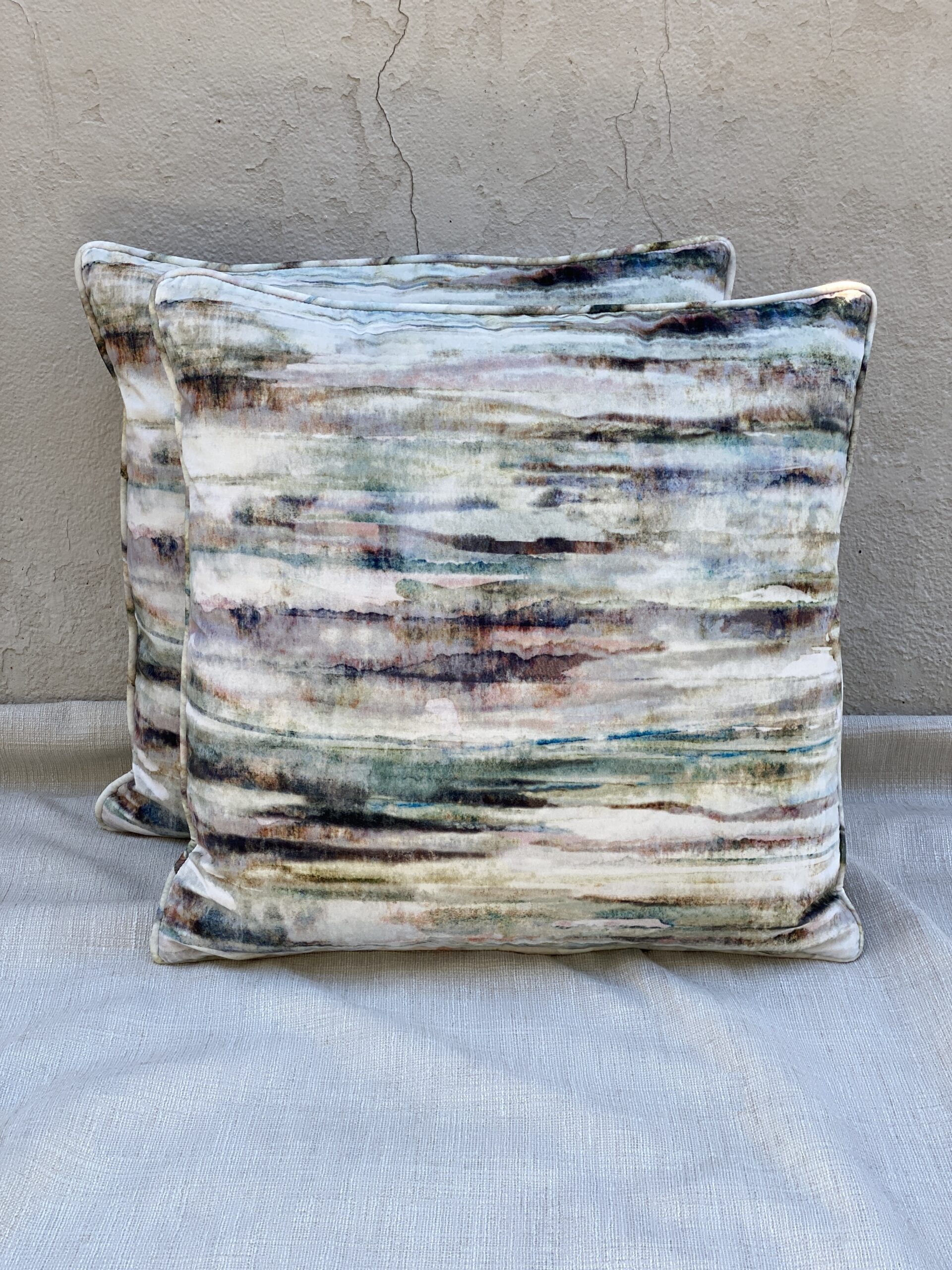 Black Edition Inaya Velvet Pillows Pillow Punk