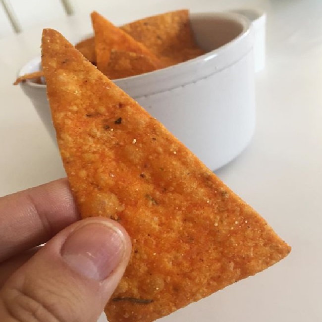Receita de Doritos Feito Em Casa Pilotando Fogão