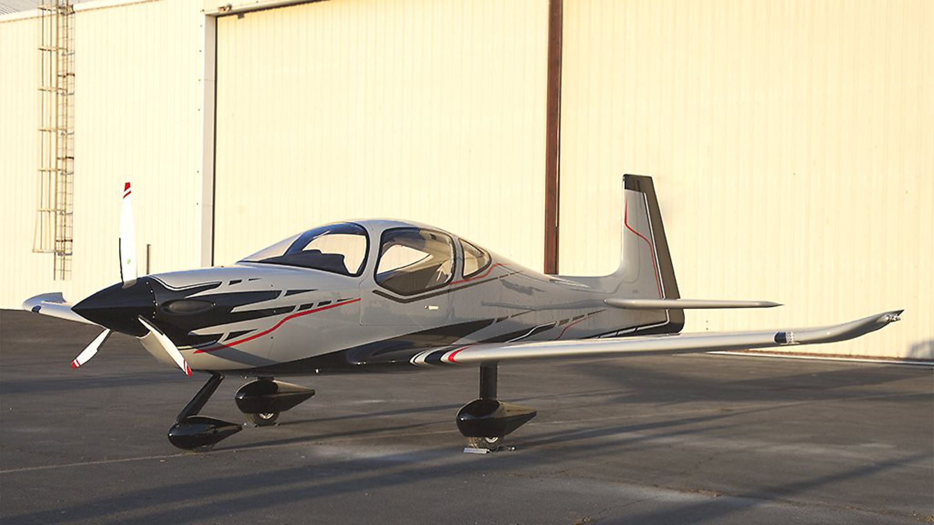 First production Mooney Acclaim Ultra flies Pilot