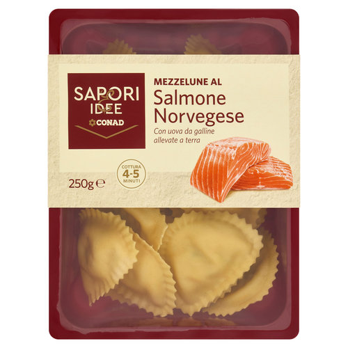 Mezzelune al salmone con olive, capperi e pomodori secchi Conad