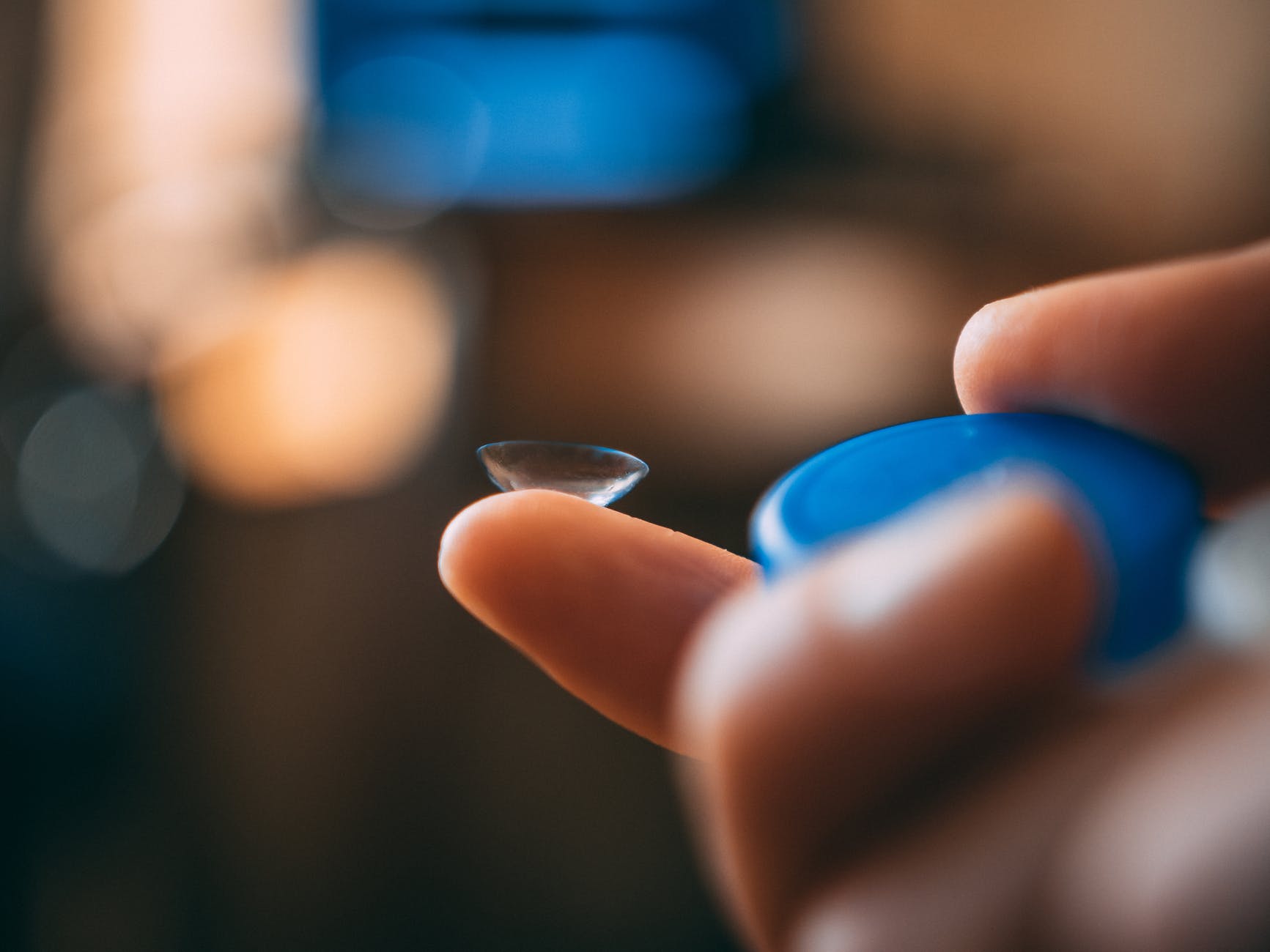 Everything you need to know about Varifocal Contact Lenses