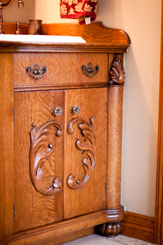 Victorian Style Oak Bathroom Vanity