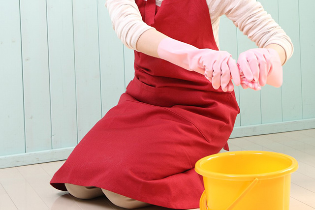 オレンジからガラスカラフオレンジにジュースを絞る人間の手のベクトルイラスト - 絞るのベクターアート素材や画像を多数ご用意 - Istock タオルを）絞る」って英語で言うと？ | フィリピン在住のPinaさんのブログ