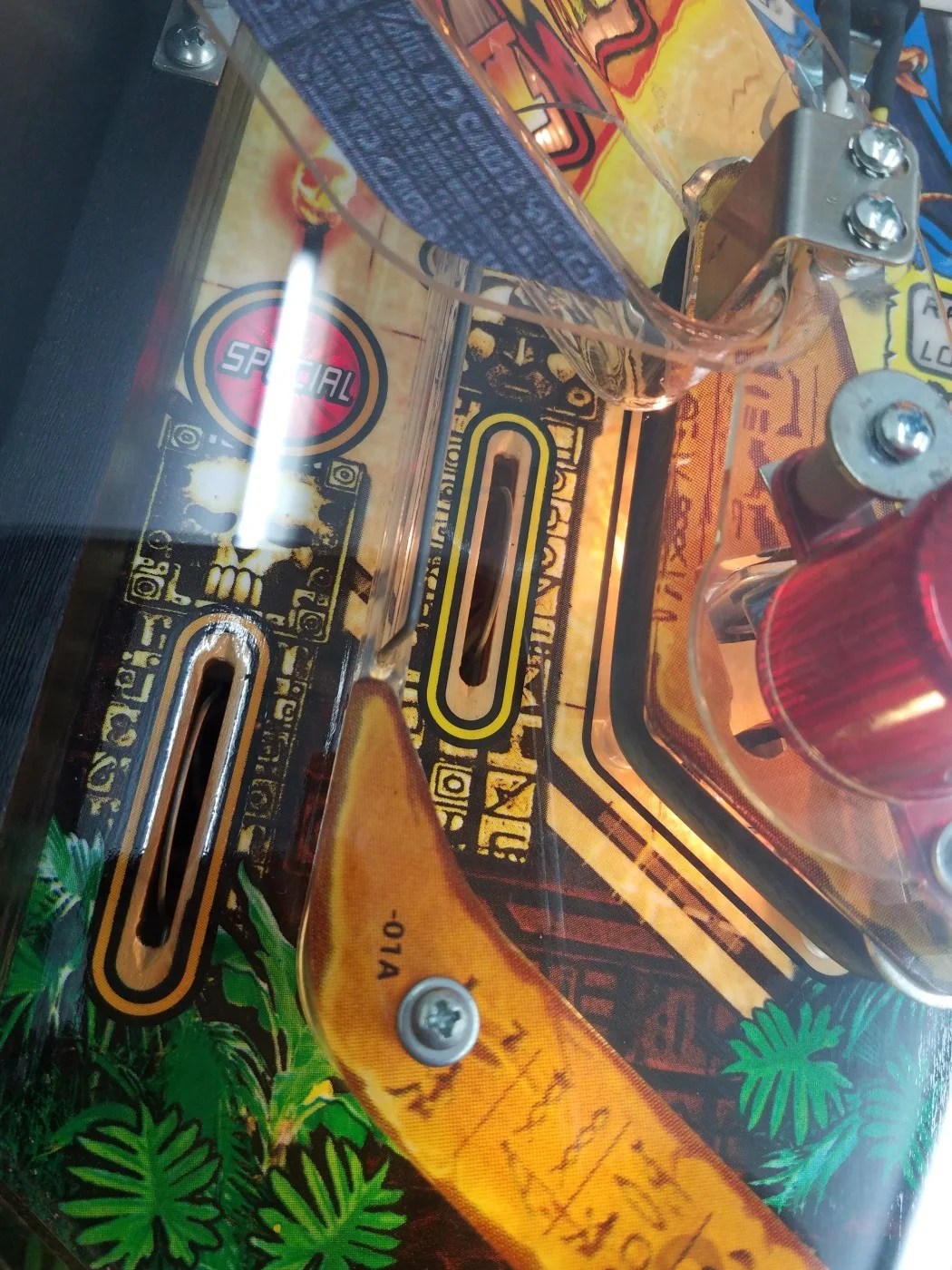 Indiana Jones Pinball Machine (2008) by Stern Pinball Machine Center