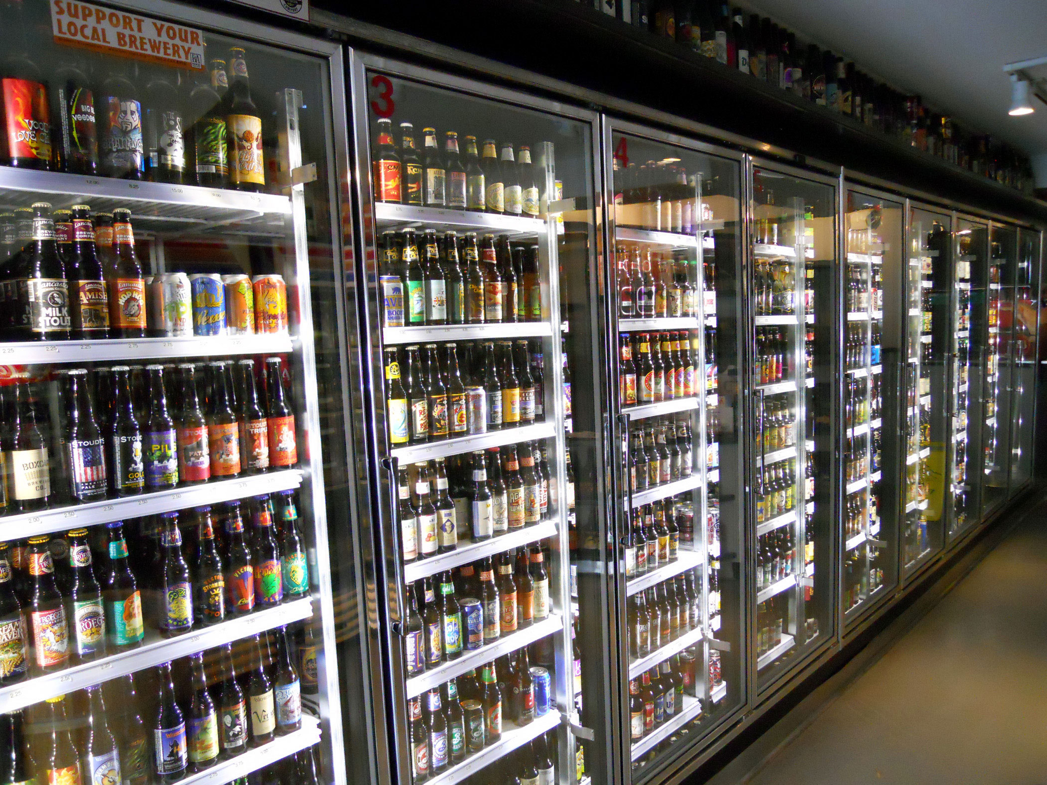 Photo Gallery Tour of Pinocchio’s Beer Garden To Go in Media, PA