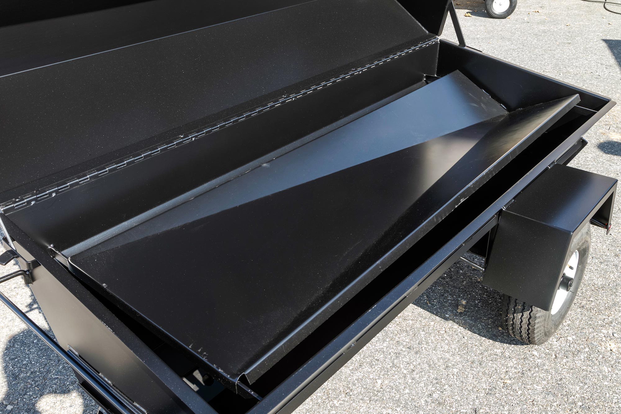 Meadow Creek PR60T 60" Charcoal Pig Roaster Trailer Pinecraft