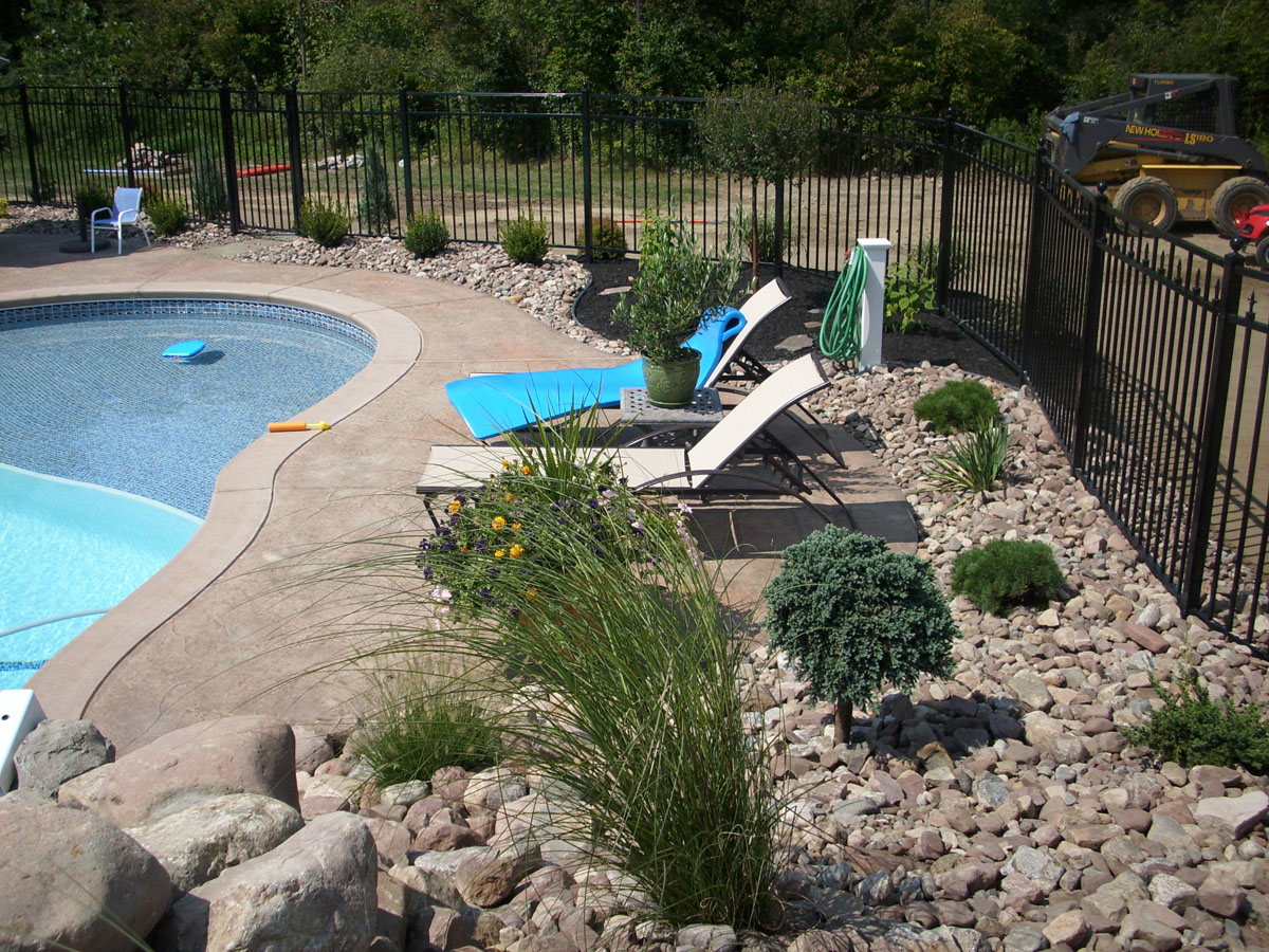 Poolscapes Pinelli Landscaping