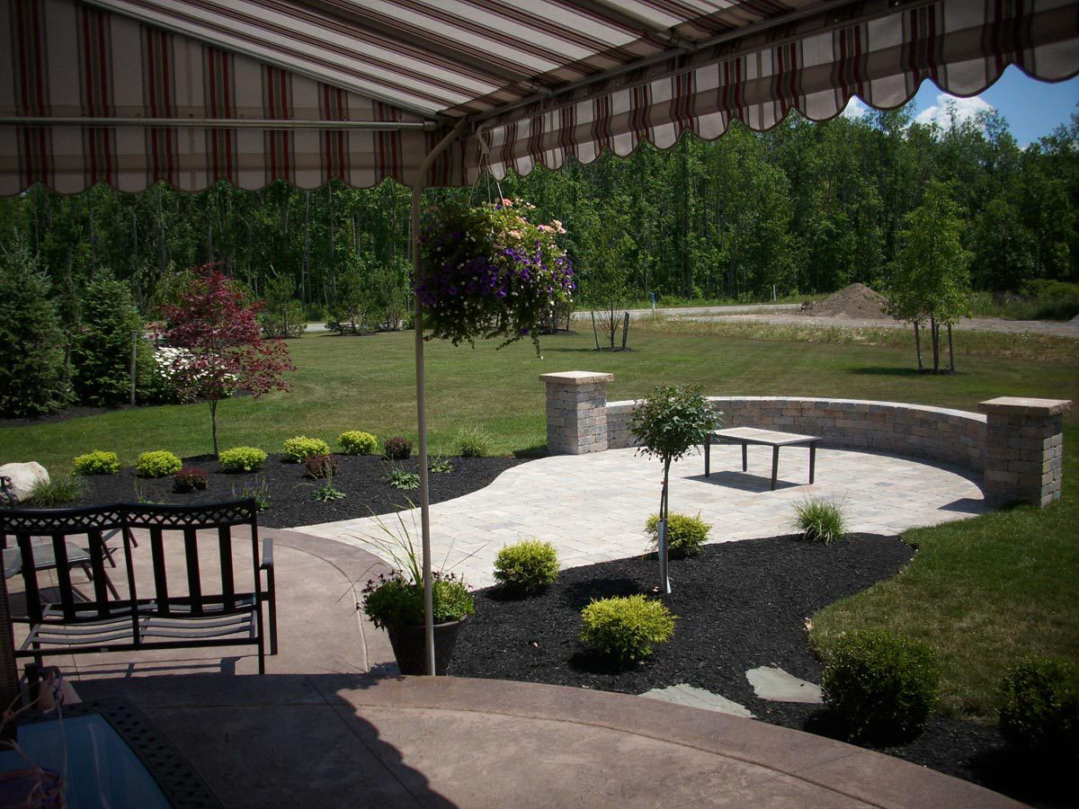 Patios, outdoor living areas West Seneca, NY Pinelli Landscaping