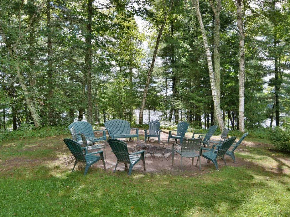 Pine Point Vacation Home & Cabin Rental Photos