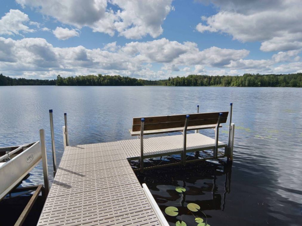 Pine Point Vacation Home & Cabin Rental Photos