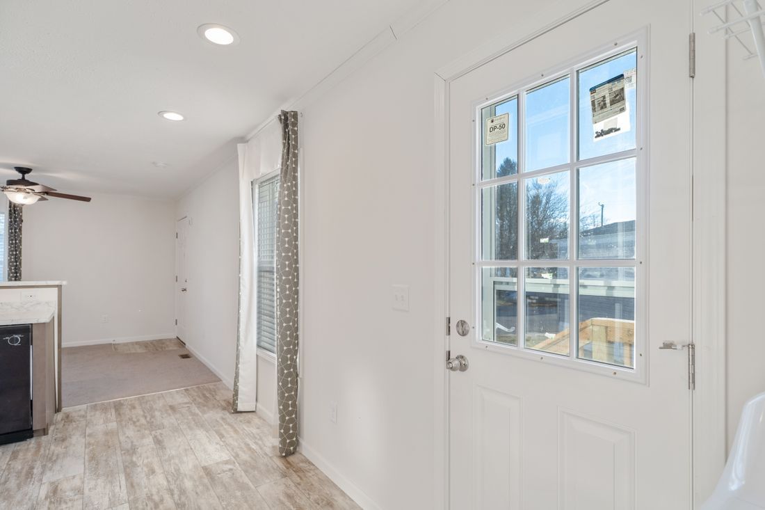 Clayton Rothrock 14x40 or 14x48 Single Wide Pine View Homes