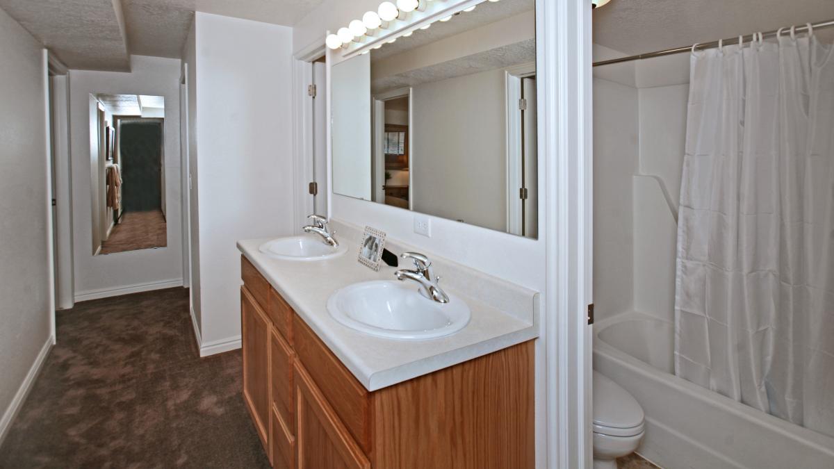 About Us Pine View Apartments