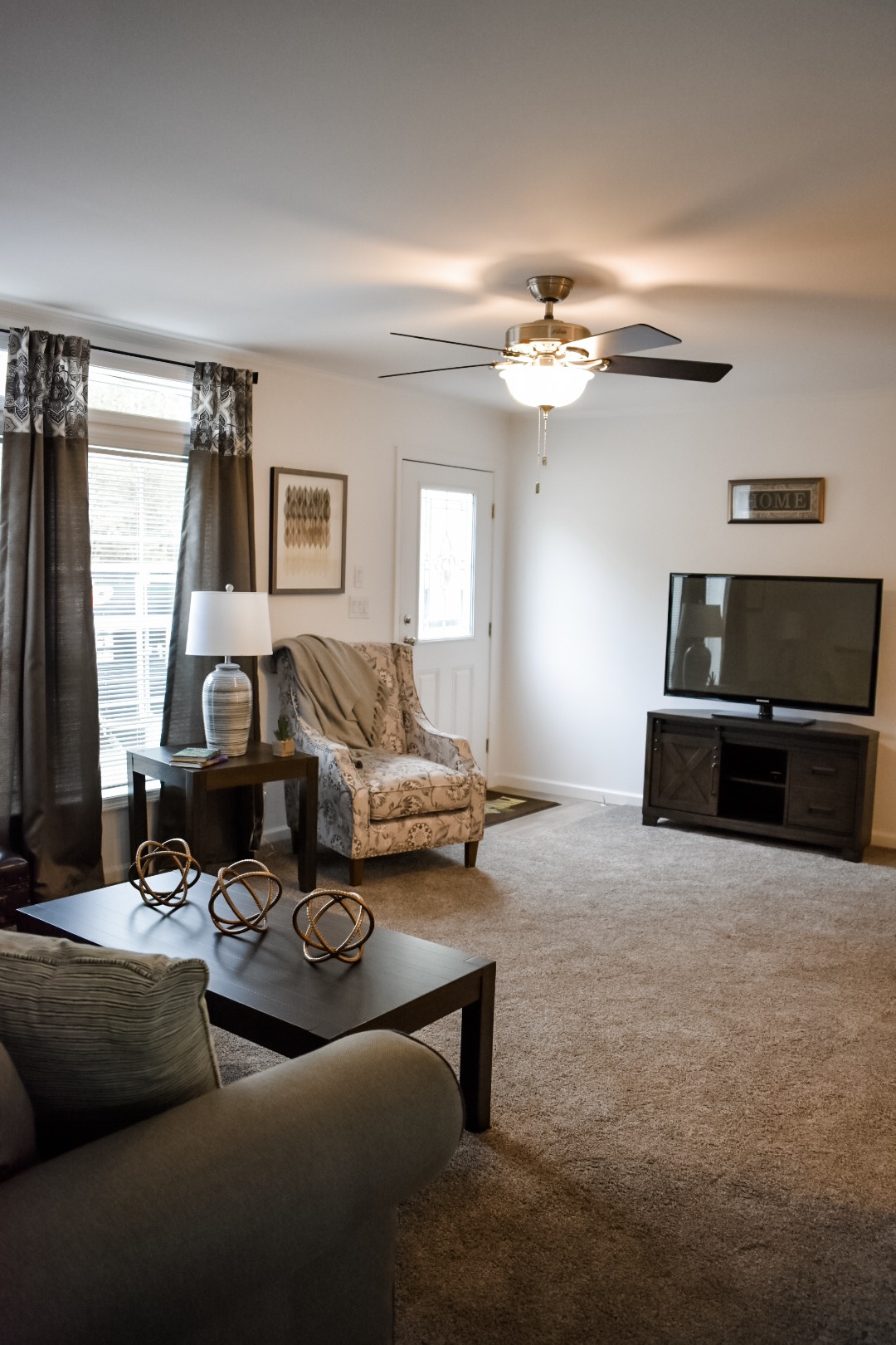 4 Terrace 1 Pine View