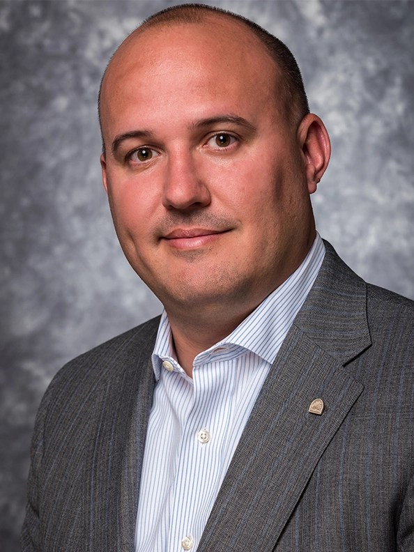 Meyer [Profiles] • Instagram, Twitter, TikTok Foller