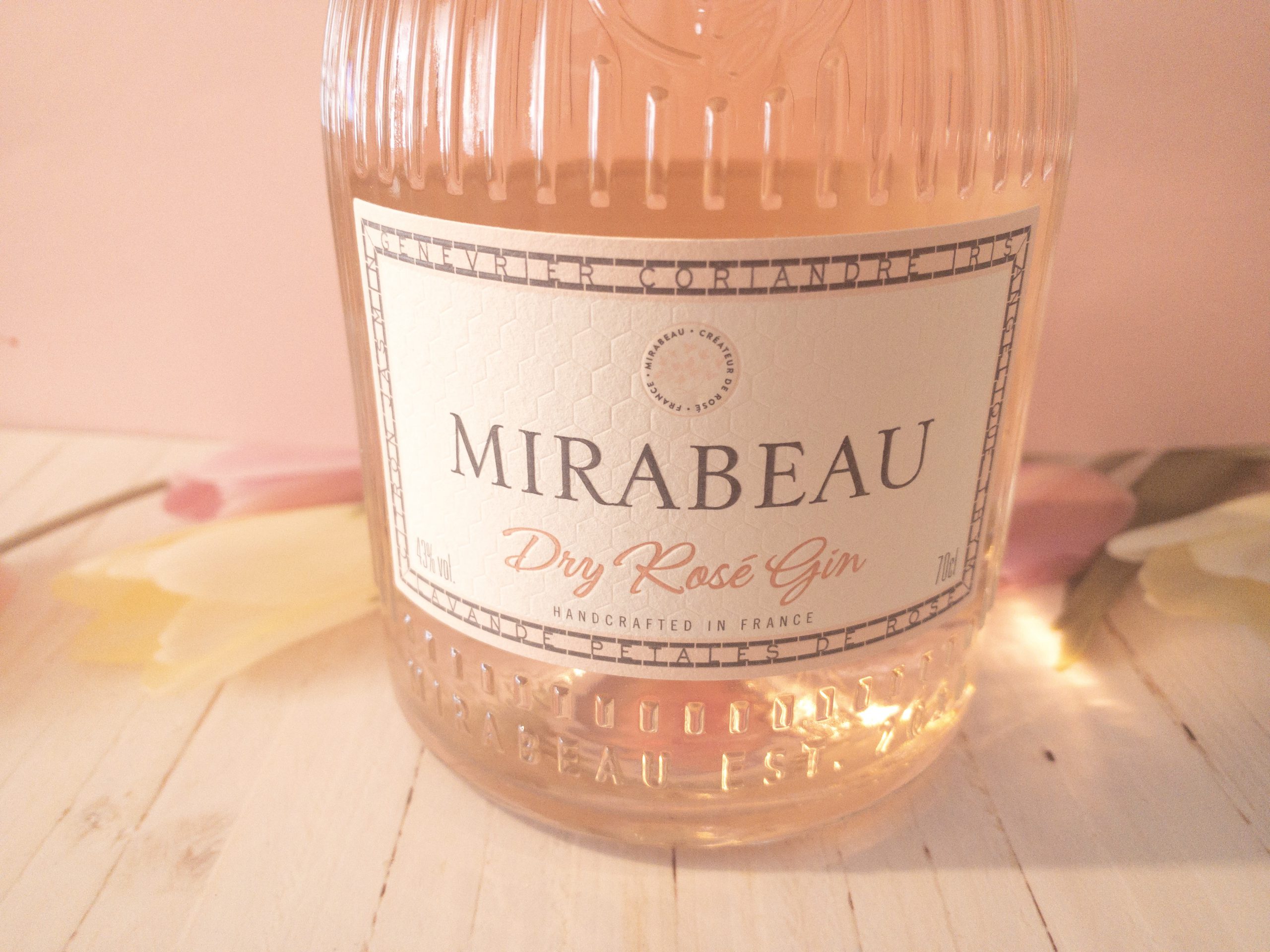 Mirabeau Dry Rosé Gin PinkMode