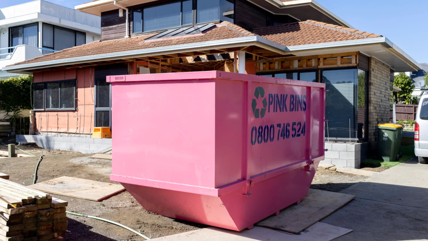 Skip Bin Hire How to Choose the Best Skip Hire Company? Pink Bins