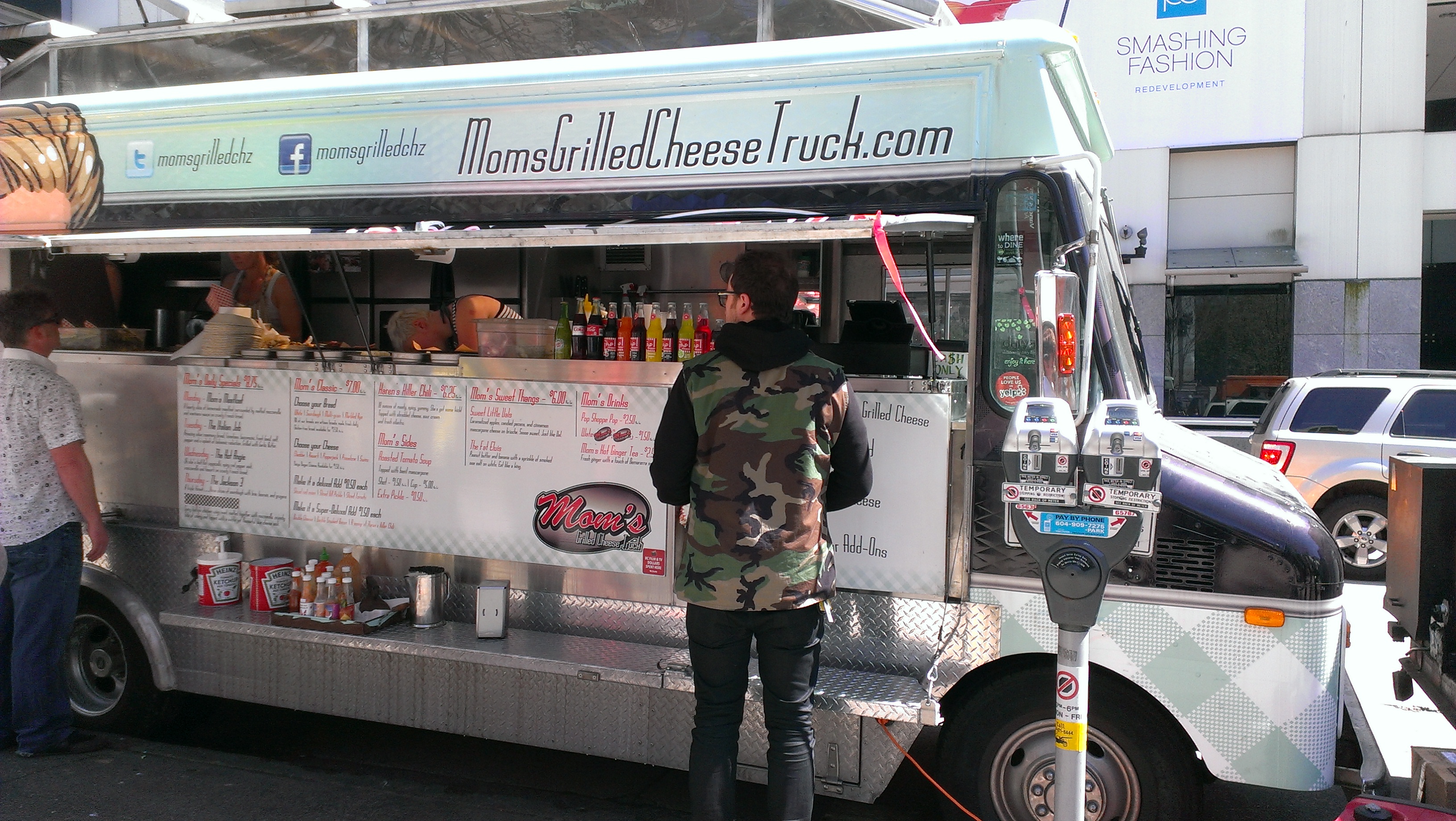 Mom's Grilled Cheese Food Truck Gourmet Comfort Food Constant Cravings
