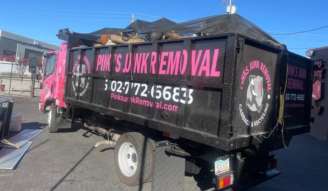 Easy Furniture Removal and Disposal Services in Arizona » PINKS JUNK
