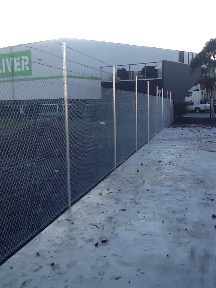 Commercial Chainwire Fencing & Industrial Automatic Gates Melbourne