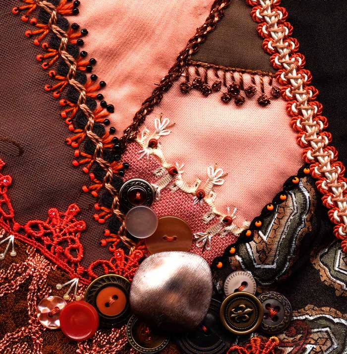 Introducing block 59 of the I dropped the Button Box Quilt Pintangle