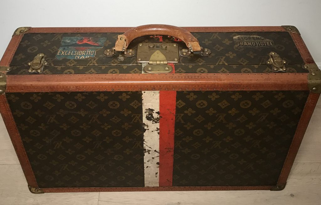 Antique Louis Vuitton suitcase red/white stripe Pinth Vintage Luggage