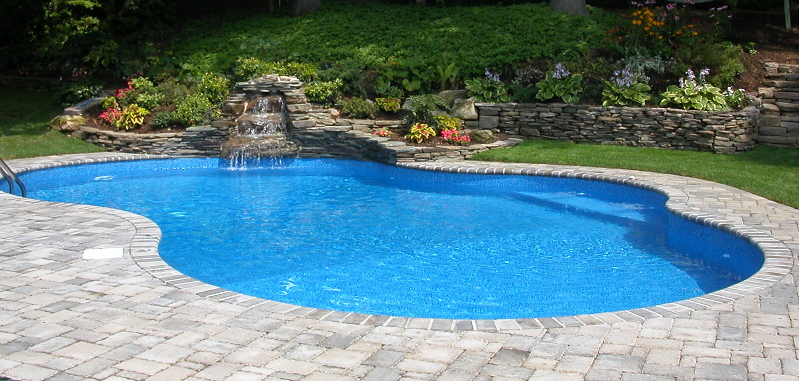 Patios, Masonry, & Landscape Pinto Pools