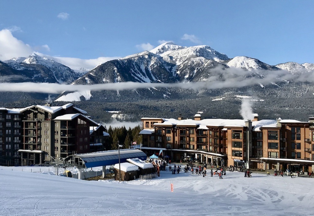 Revelstoke A Revelstoke Mountain Resort Ski Trip Guide