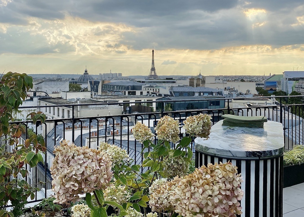 Introducing the Kimpton Saint Honoré, Paris pint size pilot