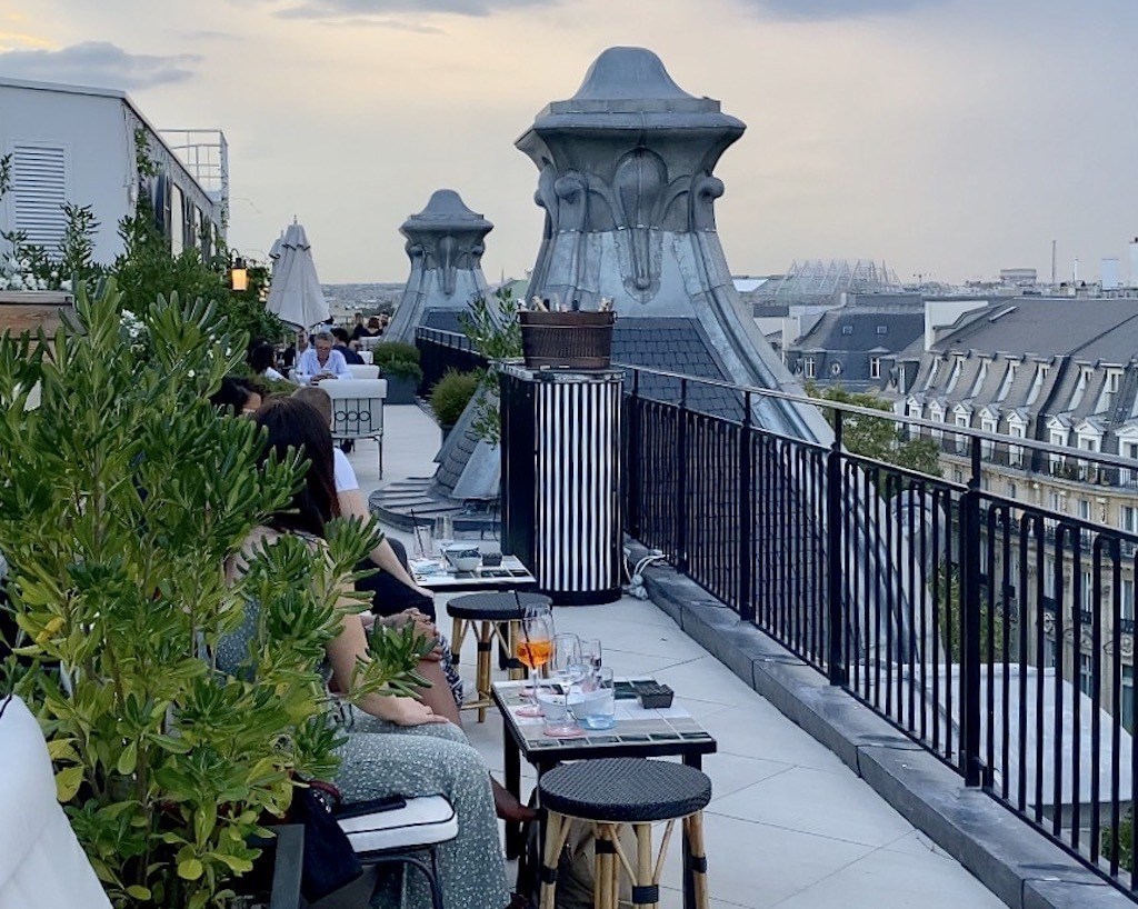 Introducing the Kimpton Saint Honoré, Paris pint size pilot