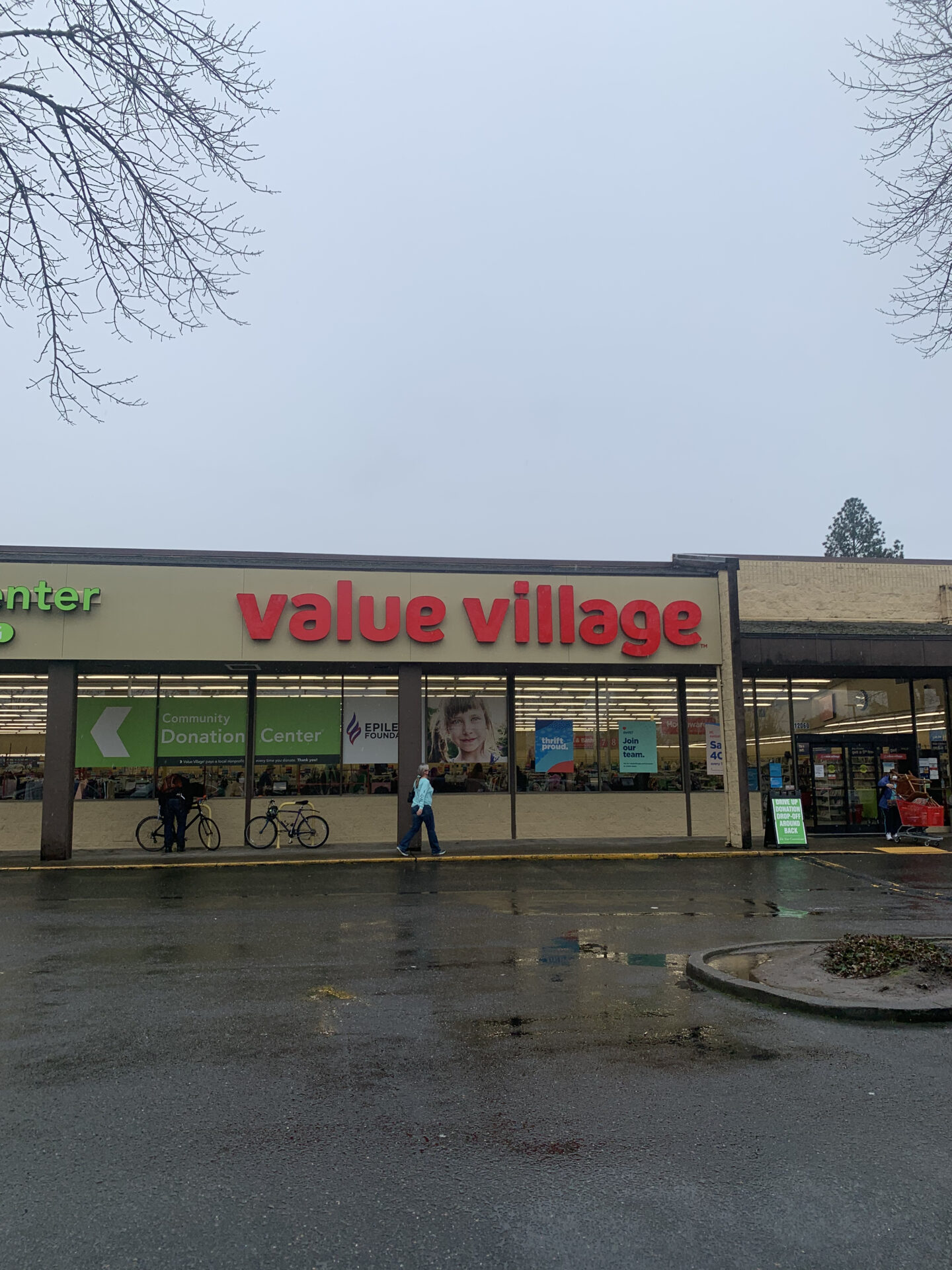 Latest thrift store is a Tigard favorite The Mossy Log